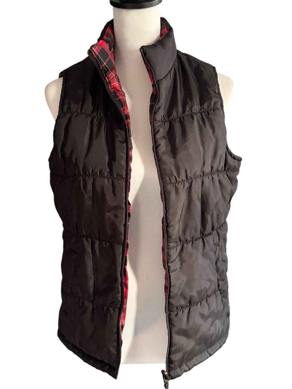 Merona Reversible Vest Small Black Red White